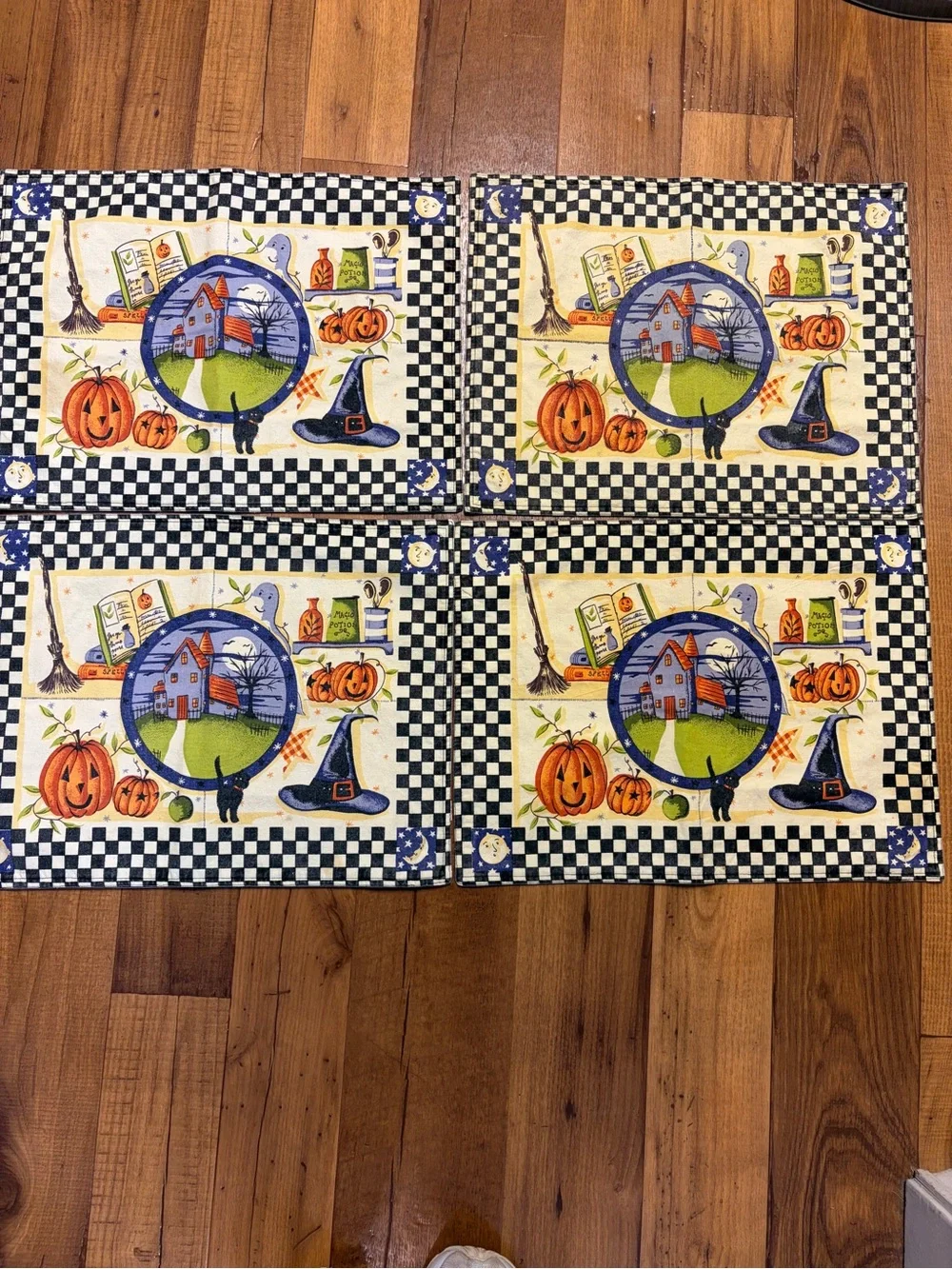 Vintage Halloween Themed Set Of Four Placemats Pumpkins, Witches, CottagecoreGUC